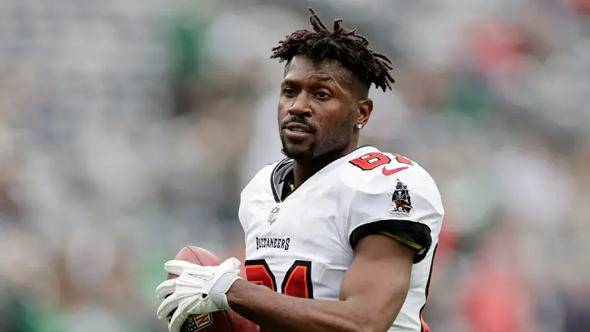 Antonio Brown con Tampa Bay | AP