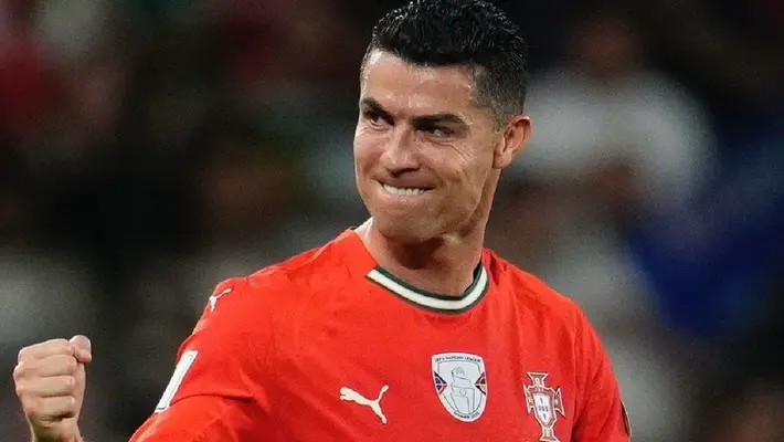Cristiano Ronaldo apunta a comprar acciones de equipo importante