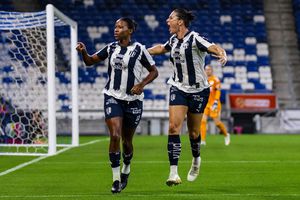 Monterrey rescata empate contra América, pese a polémico penal