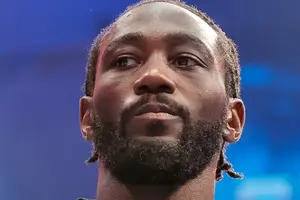 CMB despoja a Terence Crawford del título Supermediano por deuda de pagos