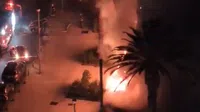 Incendio consume restaurante cercano al Monumento a la Revolución y Frontón México en CDMX