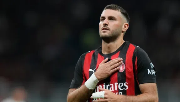 ¡Se acerca su regreso! Santiago Giménez ya hace trabajos de gimnasio con el Milan