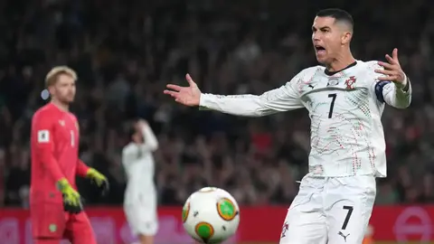 Bruno Fernandes admite que Cristiano Ronaldo se equivocó previo al duelo ante Armenia
