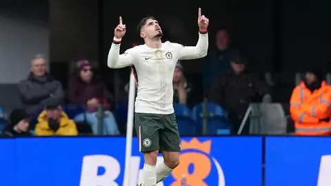 Chelsea impone autoridad y vence al Burnley