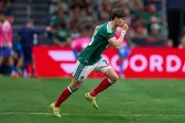 ¡Noche soñada! Armando 'Hormiga' González se lleva mucho aprendizaje de su debut con Selección Mexicana
