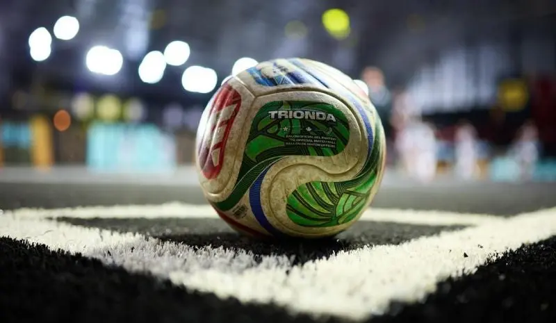 Balón de la Kings League | X: @kingsleague_mex