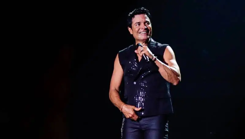 @chayanne