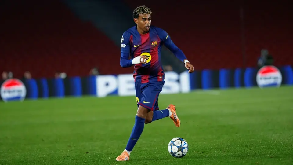 Lamine Yamal es elegido como el mejor Sub 20 del 2025; Obed Vargas termina en el top ten