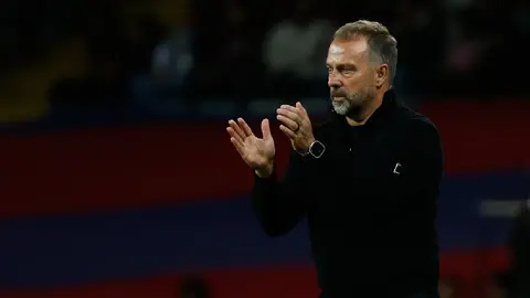 Hansi Flick no planea cambiar su estilo de juego pese a empate contra Brujas