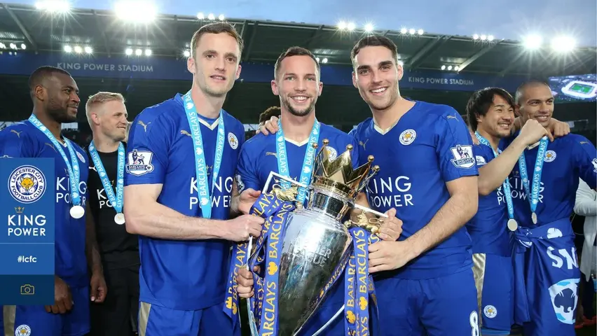 Leicester City en celebración en 2016 | @LCFC