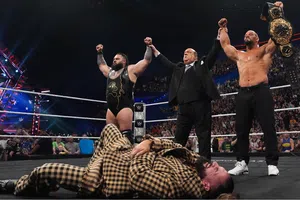 Seth Rollins fue traicionado por Bron Breakker, Bronson Reed y Paul Heyman, ¿cuál es la razón?