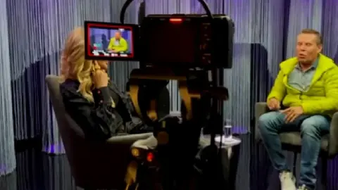 '¿No quieres coca?': La insólita pregunta de Adela Micha a Julio César Chávez