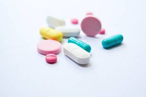 FDA aprueba píldora GLP-1 para bajar de peso: qué significa y cuándo estará disponible