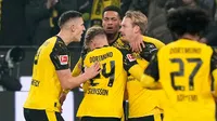Borussia Dortmund derrota al Mönchengladbach y sueña con el segundo lugar