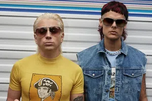 ¿Por qué Ca7riel y Paco Amoroso pausaron su gira y el lanzamiento de su álbum?