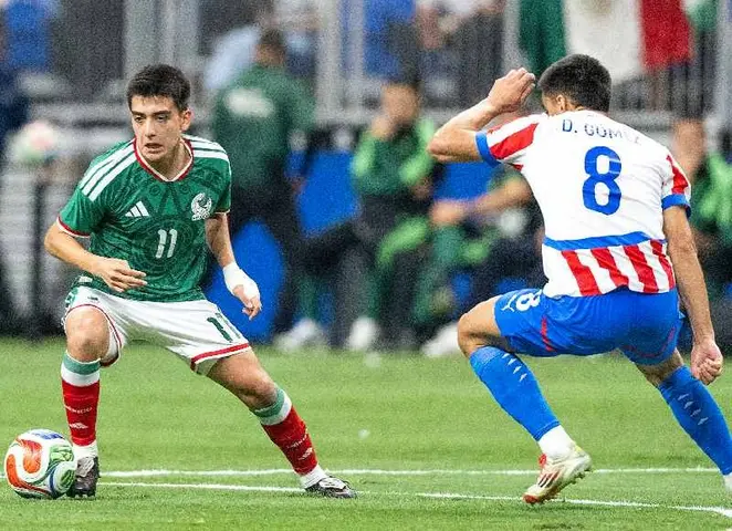 Gil Mora con el Tri l IMAGO7