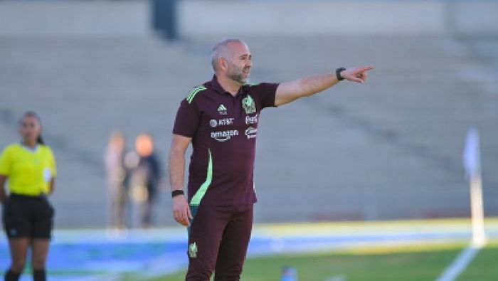Pedro López durante un partido de la Selección Mexicana l IMAGO7