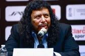 René Higuita critica arbitraje y arremete contra Carrasquilla por lesión de Kevin Mier