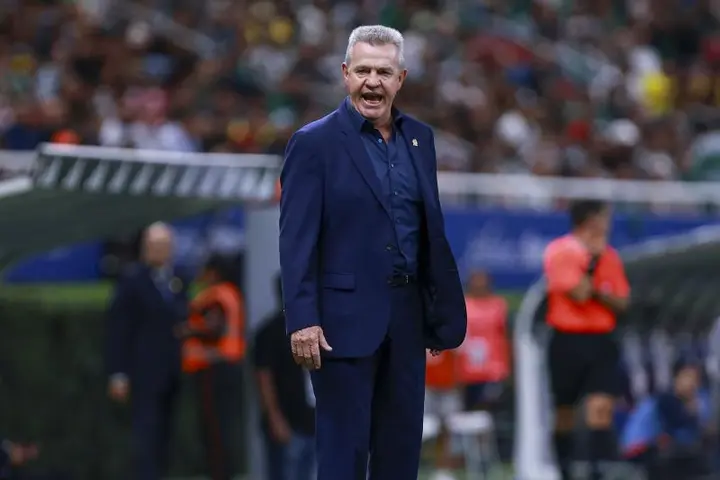 Vasco Aguirre en un partido de la Selección Mexicana | MexSport