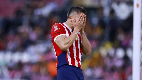 ¡Crisis en Guadalajara! Despiden a entrenador Rojiblanco