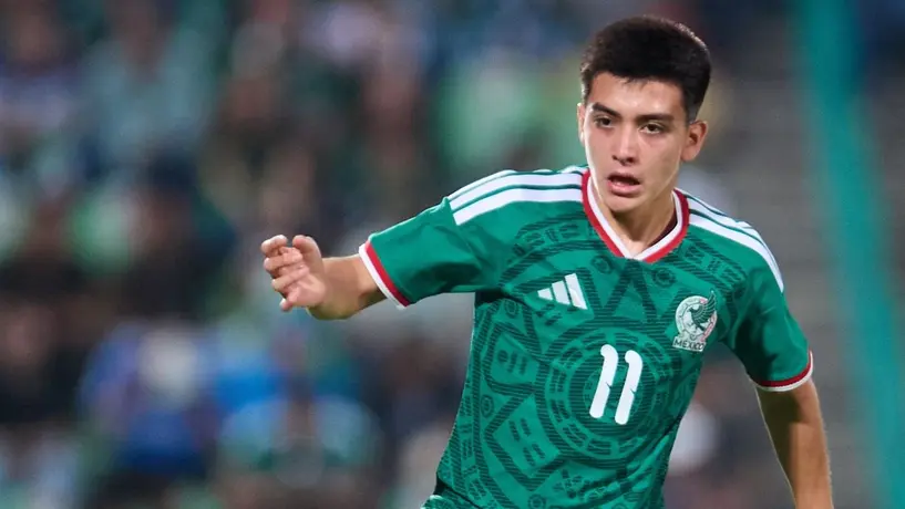 Afición uruguaya se deshace en elogios hacia Gilberto Mora: "Tremendo jugador"