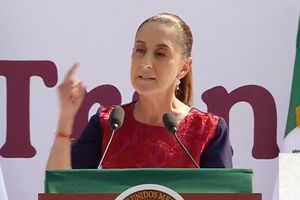 Claudia Sheinbaum alza la voz desde el Zócalo: “No vencerán al pueblo de México ni a su presidenta”