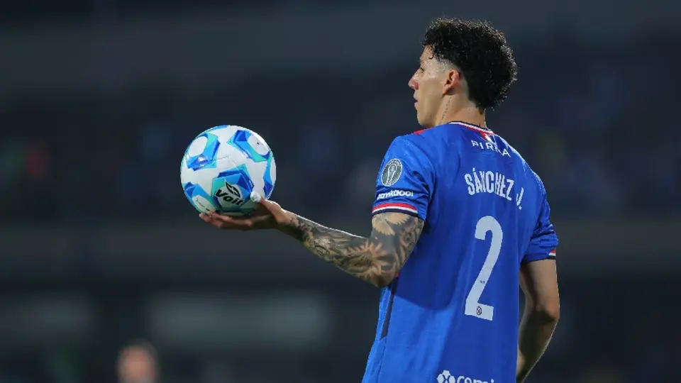 Jorge Sánchez sueña con Final del Apertura 2025 y con Mundial tras renovar con Cruz Azul