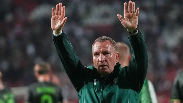 Brendan Rodgers renuncia como entrenador del Celtic