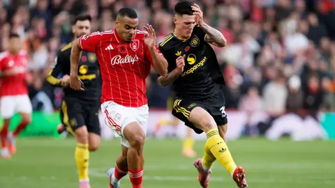 Manchester United rescata empate ante Nottingham Forest y continúa racha invicta