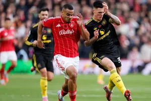 Manchester United rescata empate ante Nottingham Forest y continúa racha invicta