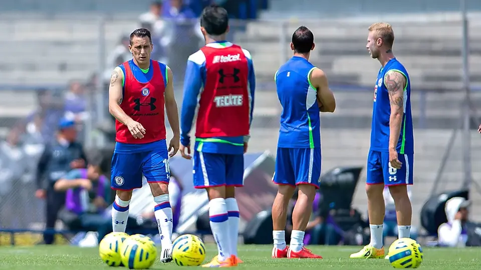 Exjugador de Cruz Azul recordó que el club le avisó de su salida por mail
