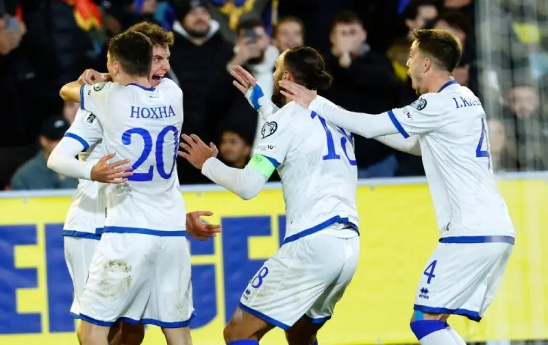 Kosovo celebra triunfo ante Suecia | AP