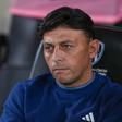 Ángel Villacampa durante un partido de la Liga MX Femenil | IMAGO 7