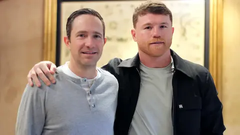 Benjamín Salinas presume buena amistad y visita de Saúl Canelo Álvarez