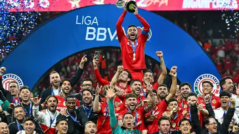 Alexis Vega, Pollo Briseño y Jesús Angulo; los jugadores que se convirtieron en bicampeones tras dejar a Chivas