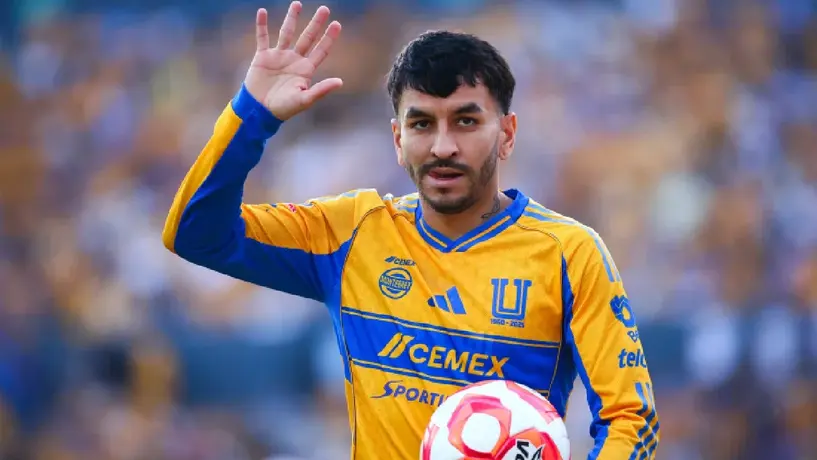 Estrella RÉCORD Apertura 2025: Vota por los mejores refuerzos del torneo