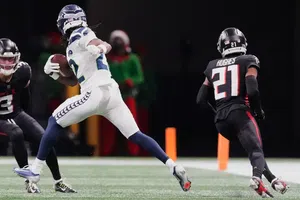 Rashid Shaheed despierta a Seahawks con un regreso de 100 yardas