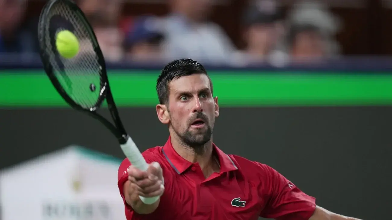 Novak Djokovic durante juego | AP