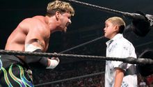 Dominik Mysterio niega a Rey Mysterio y se acuerda de Eddie Guerrero: "mi verdadero papá murió en 2005"