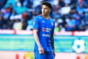 Cruz Azul saldrá ante Necaxa sin Jorge Sánchez como titular