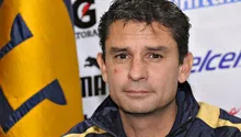 Roberto Medina, nuevo director técnico de Pumas Femenil, se dijo alegre de volver a la UNAM