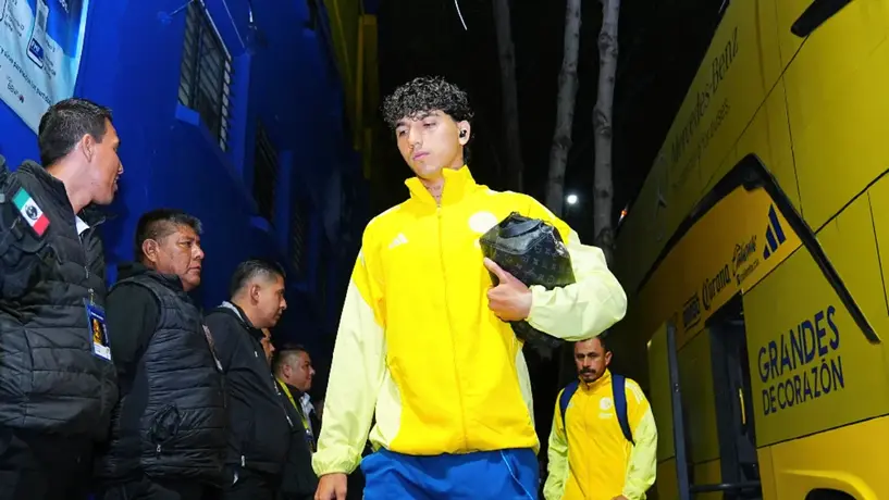 Kevin Álvarez comete grosero error y regala el empate a Cruz Azul