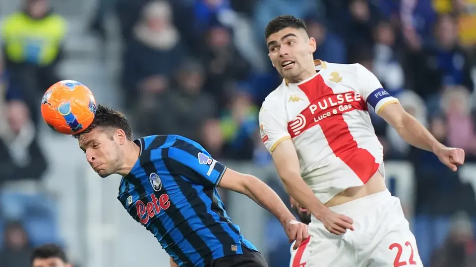 Con Johan Vásquez como capitán, Genoa quedó eliminado de la Copa de Italia por goleada ante Atalanta