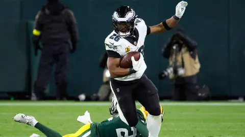 Philadelphia, con una defensa dominante, vence a Green Bay 10-7