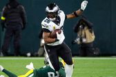 Philadelphia, con una defensa dominante, vence a Green Bay 10-7