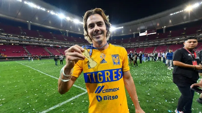 Córdova campeón con Tigres I IMAGO7