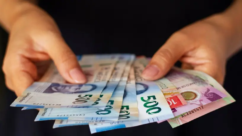 SAT se quedará con parte del aguinaldo de estos trabajadores