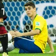 Oscar se retira del futbol profesional tras susto cardíaco