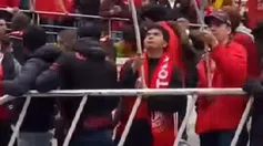 Es con fé: Sacerdote se hace presente en el Nemesio Diez para apoyar al Toluca