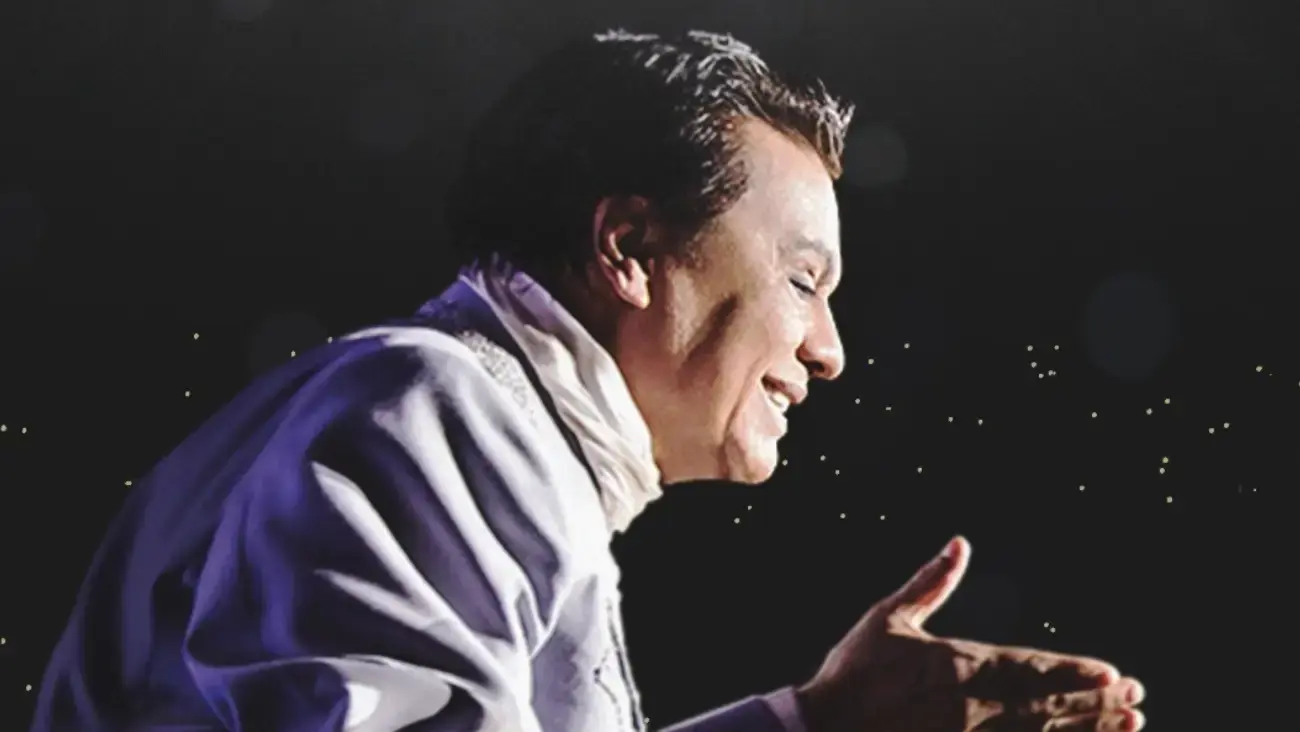 A 10 años de su muerte, Juan Gabriel continúa vigente a través de sus canciones y del legado que dejó en la música mexicana./ FB: Juan Gabriel